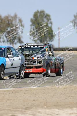 media/Sep-28-2025-24 Hours of Lemons (Sun) [[5dfe0e5f6e]]/10am (Off Ramp Exit)/